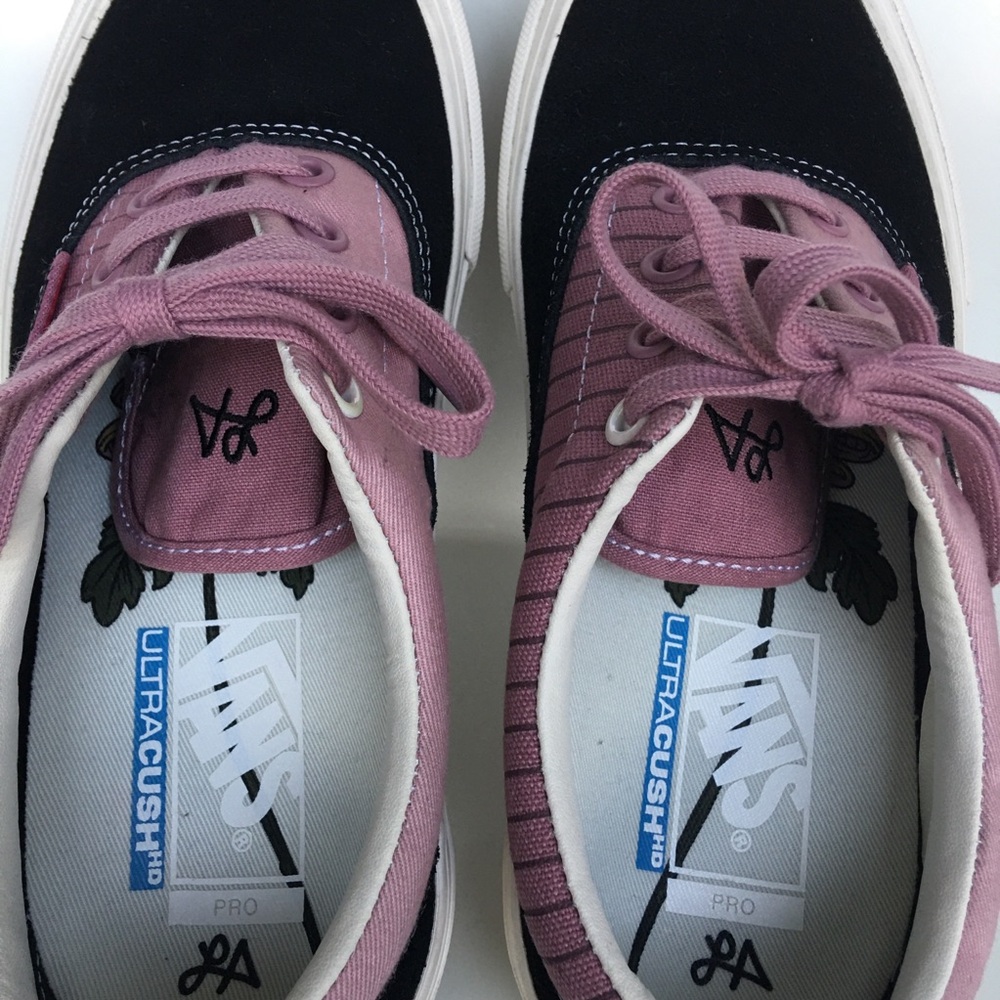VANS Era Pro x Lizzie Armanto Black Nostalgia Rose - Picture 6 of 11